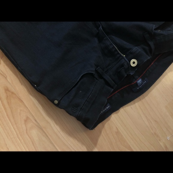 Tommy Hilfiger: skinny black jeans - Picture 11 of 11